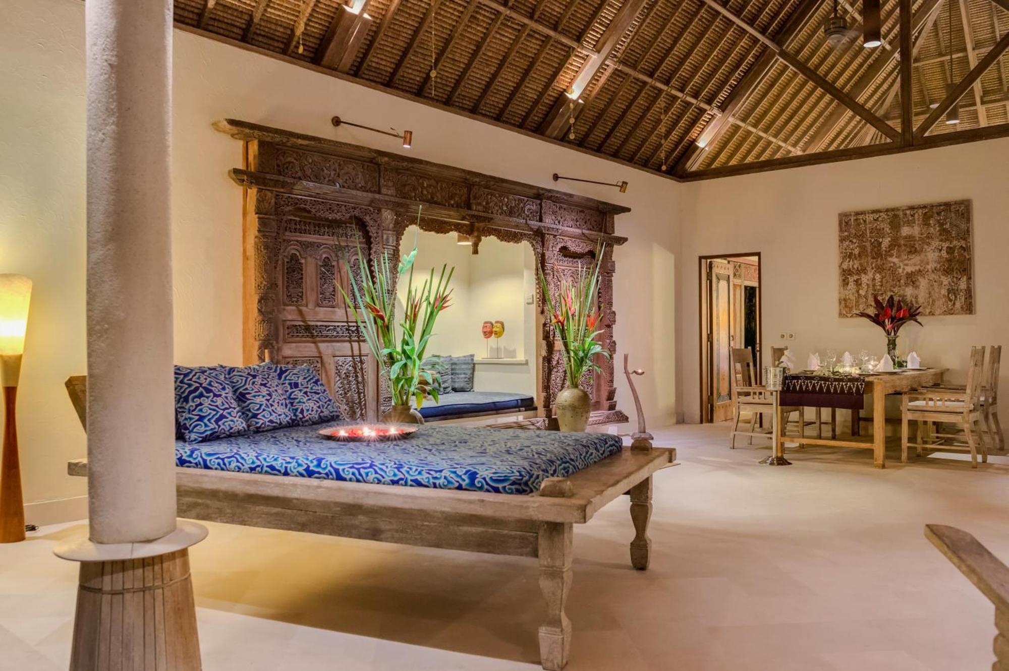 Villa Tirta Naga Bali Seminyak  Exterior photo