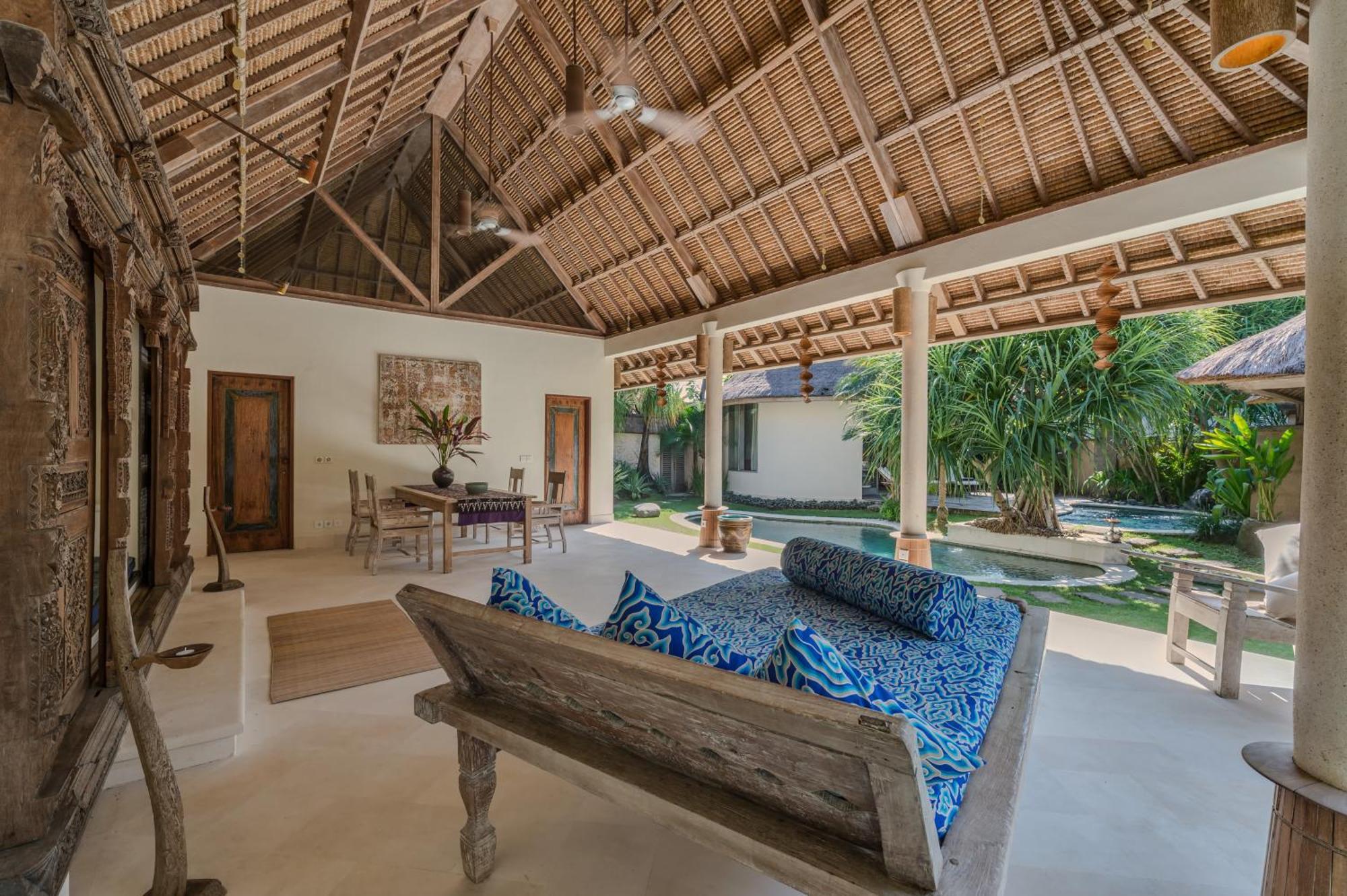 Villa Tirta Naga Bali Seminyak  Exterior photo