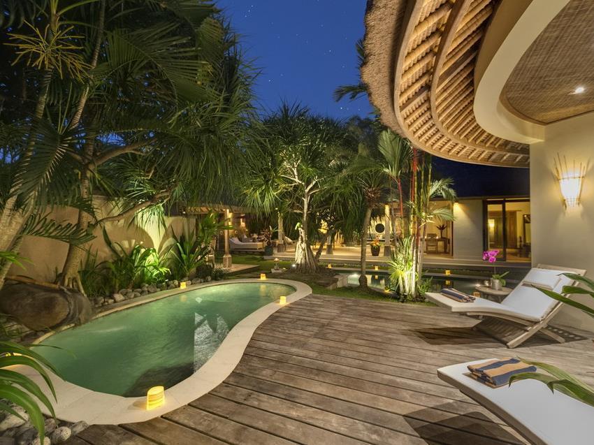 Villa Tirta Naga Bali Seminyak  Exterior photo