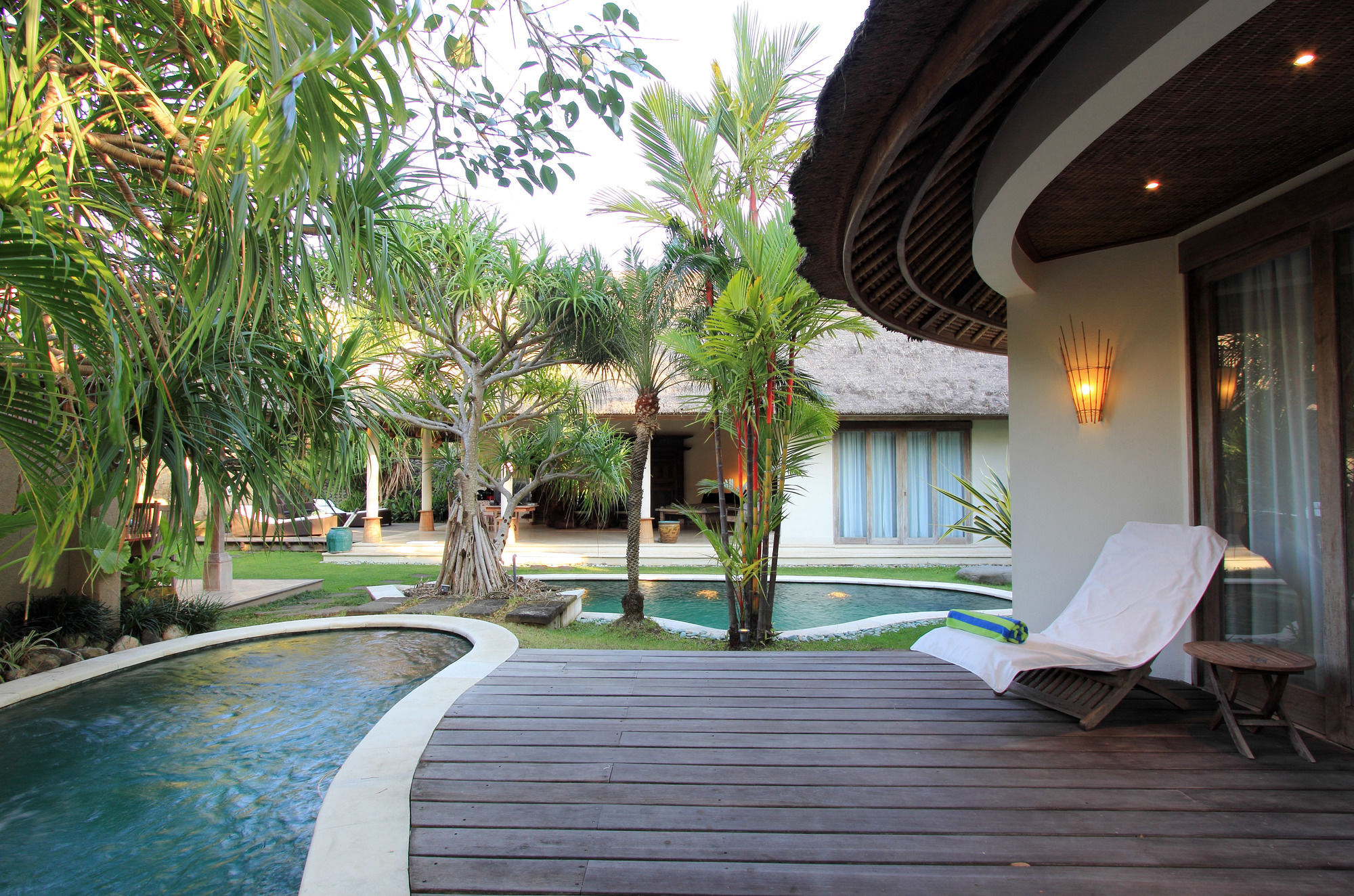 Villa Tirta Naga Bali Seminyak  Exterior photo